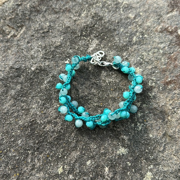 Apatite and crystal bracelet - Picture 7 of 7